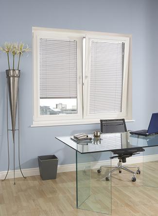 Aluminium venetian blinds